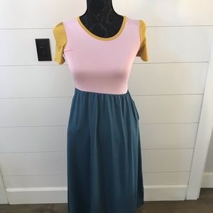 Adorable Dot Dot smile color block dress